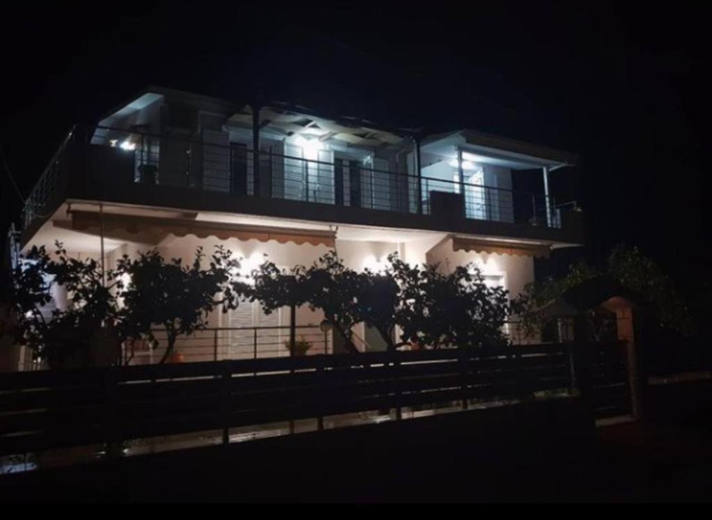 Paschali Apartment With 1 Bedroom In Ammoudia Parga Eksteriør billede